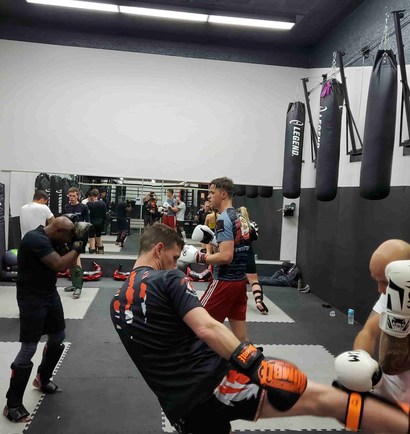 KO FIGHTING FITNESS
